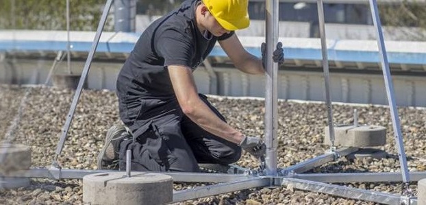 Монтаж системы молниезащиты в Екатеринбурге. Поставка комплектующих молниезащиты по оптовым ценам. Монтаж системы молниезащиты в Екатеринбурге. Поставка комплектующих молниезащиты по оптовым ценам.